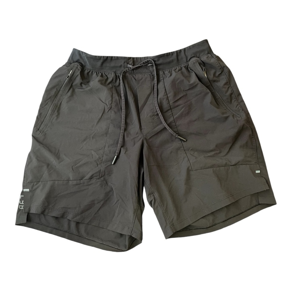 lululemon Men's Black License to Train Athletic Shorts LARGE Unlined 7.5” inseam